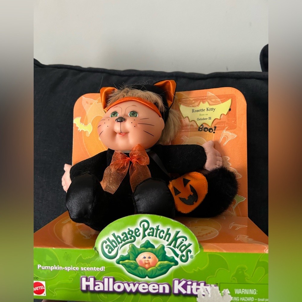 Cabbage Patch Kids - Halloween Kitty by Mattel Blonde Hair